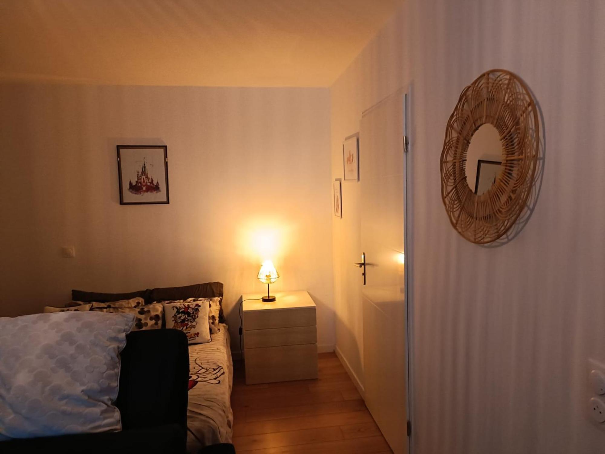 Disney - Paris 5 Min De Disney - Pk Prive Gratuit - 4 Personnes - Terrasse Jardin Chessy  Exterior photo